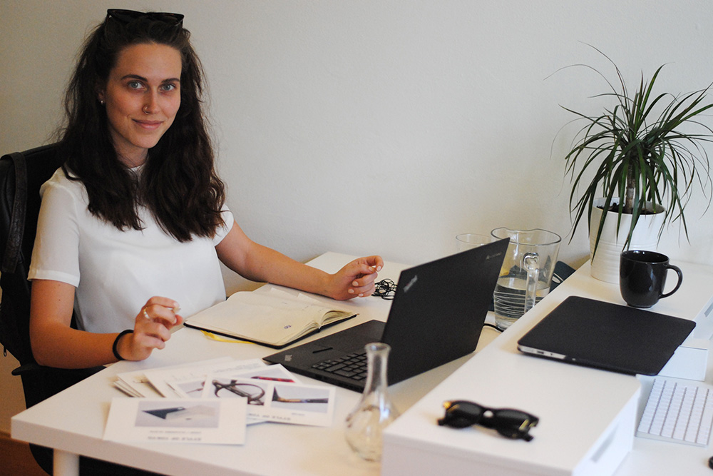 eyerim office series, creative office, Patrícia the copywriter