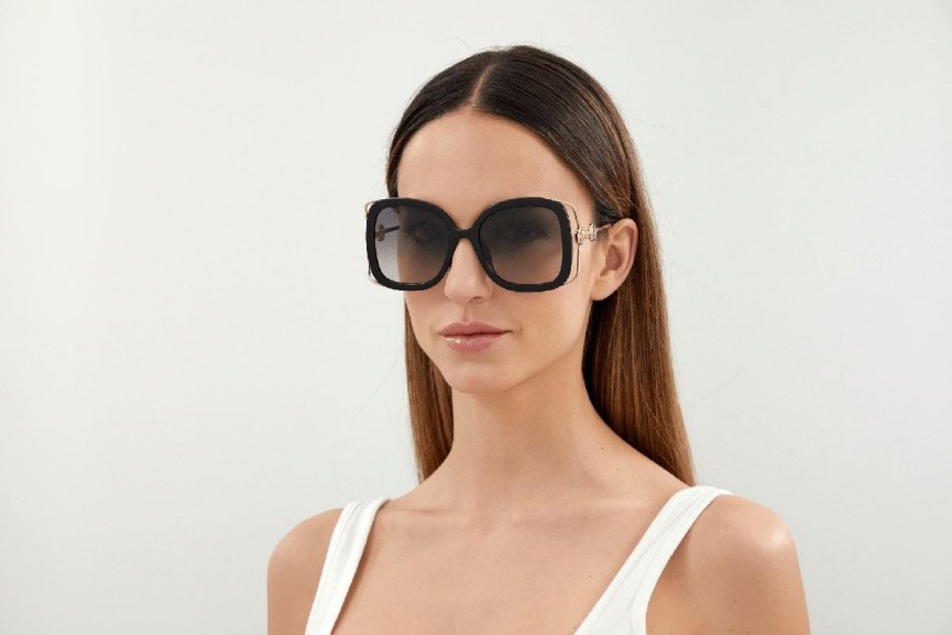 Okulary przeciwsłoneczne Gucci GG1021S 002 Kwadratowe Czarne