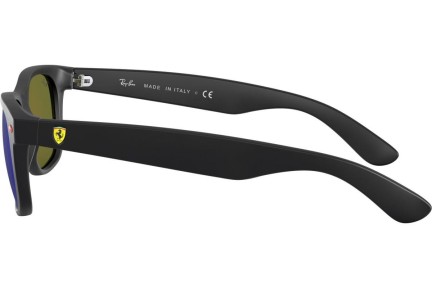 Okulary przeciwsłoneczne Ray-Ban New Wayfarer Scuderia Ferrari Collection RB2132M F60268 Kwadratowe Czarne