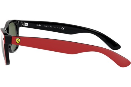 Okulary przeciwsłoneczne Ray-Ban New Wayfarer Scuderia Ferrari Collection RB2132M F63931 Kwadratowe Czerwone